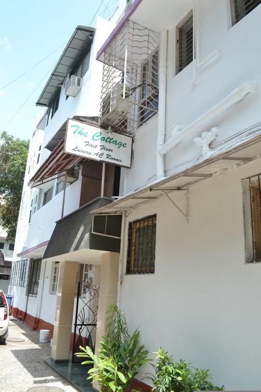 מומביי The Cottage מראה חיצוני תמונה