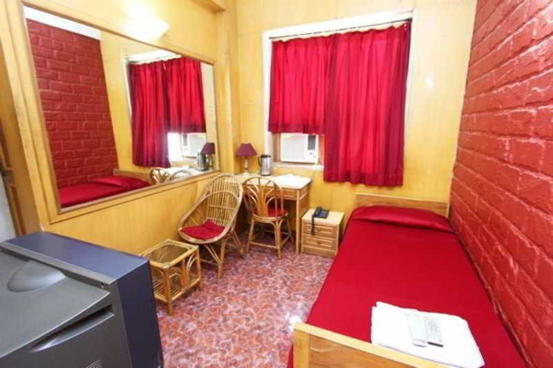 מומביי The Cottage מראה חיצוני תמונה