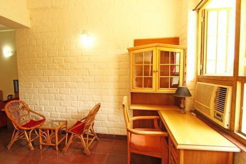 מומביי The Cottage מראה חיצוני תמונה