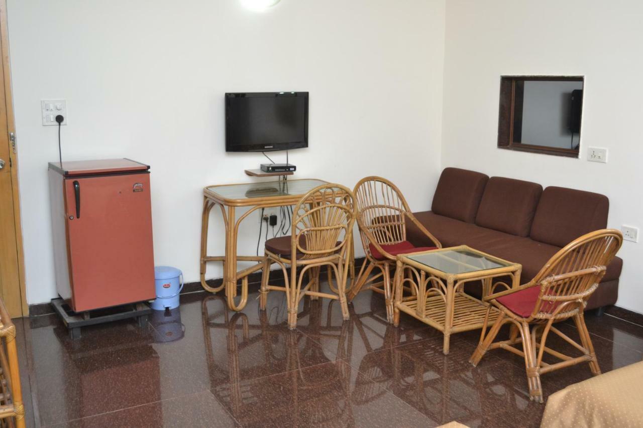 מומביי The Cottage מראה חיצוני תמונה
